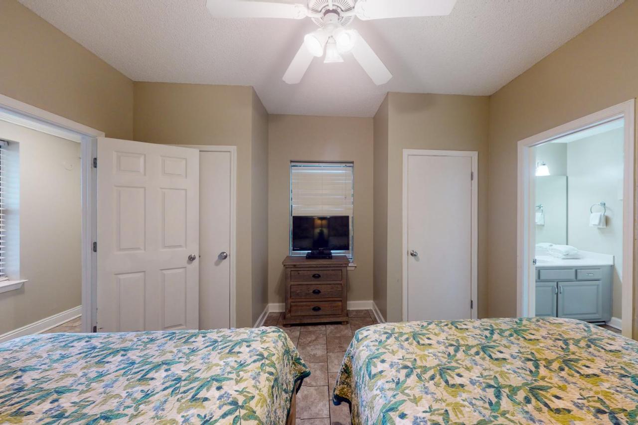 Phoenix V 1213 Orange Beach Luaran gambar